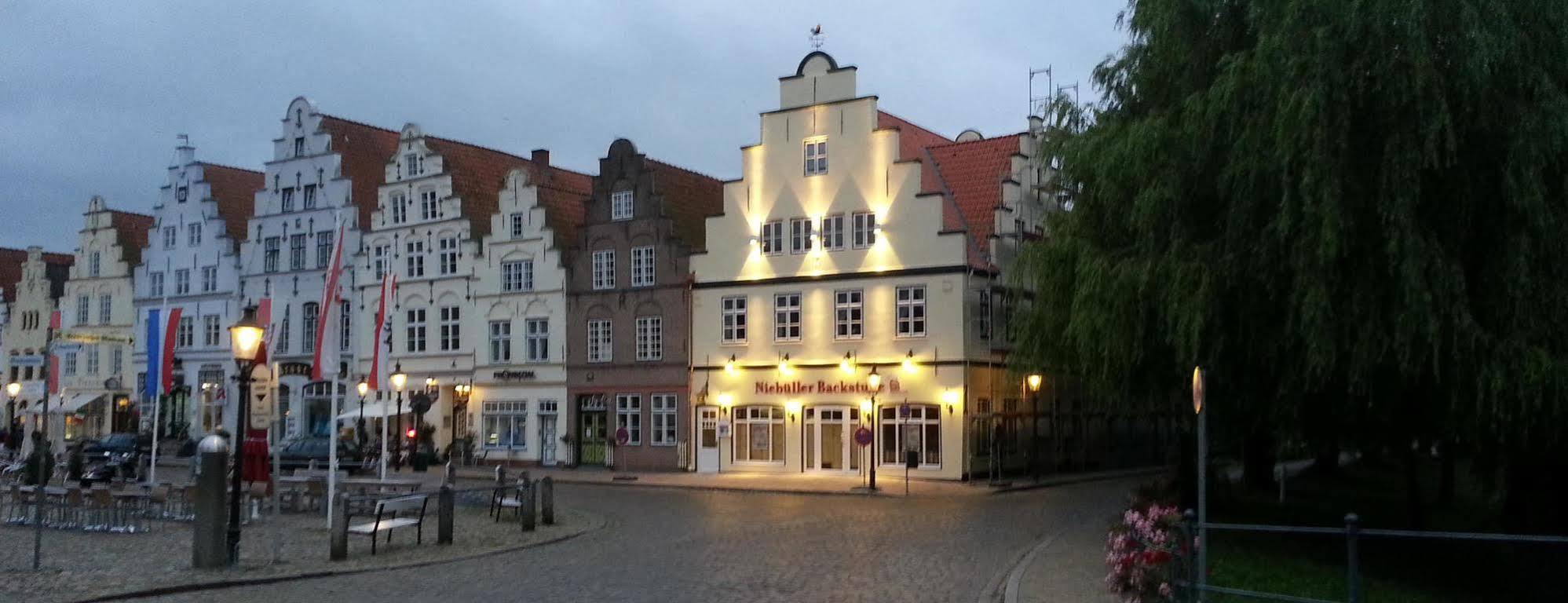 Pension Marktblick Friedrichstadt Exterior foto